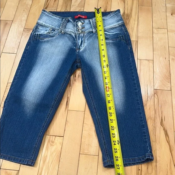 GoGo Star Capris - Picture 4 of 8